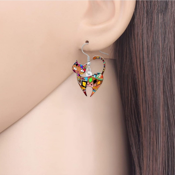 Women's jewelry unique multicolored designed cat dangle earrings! - Picture 2 of 5